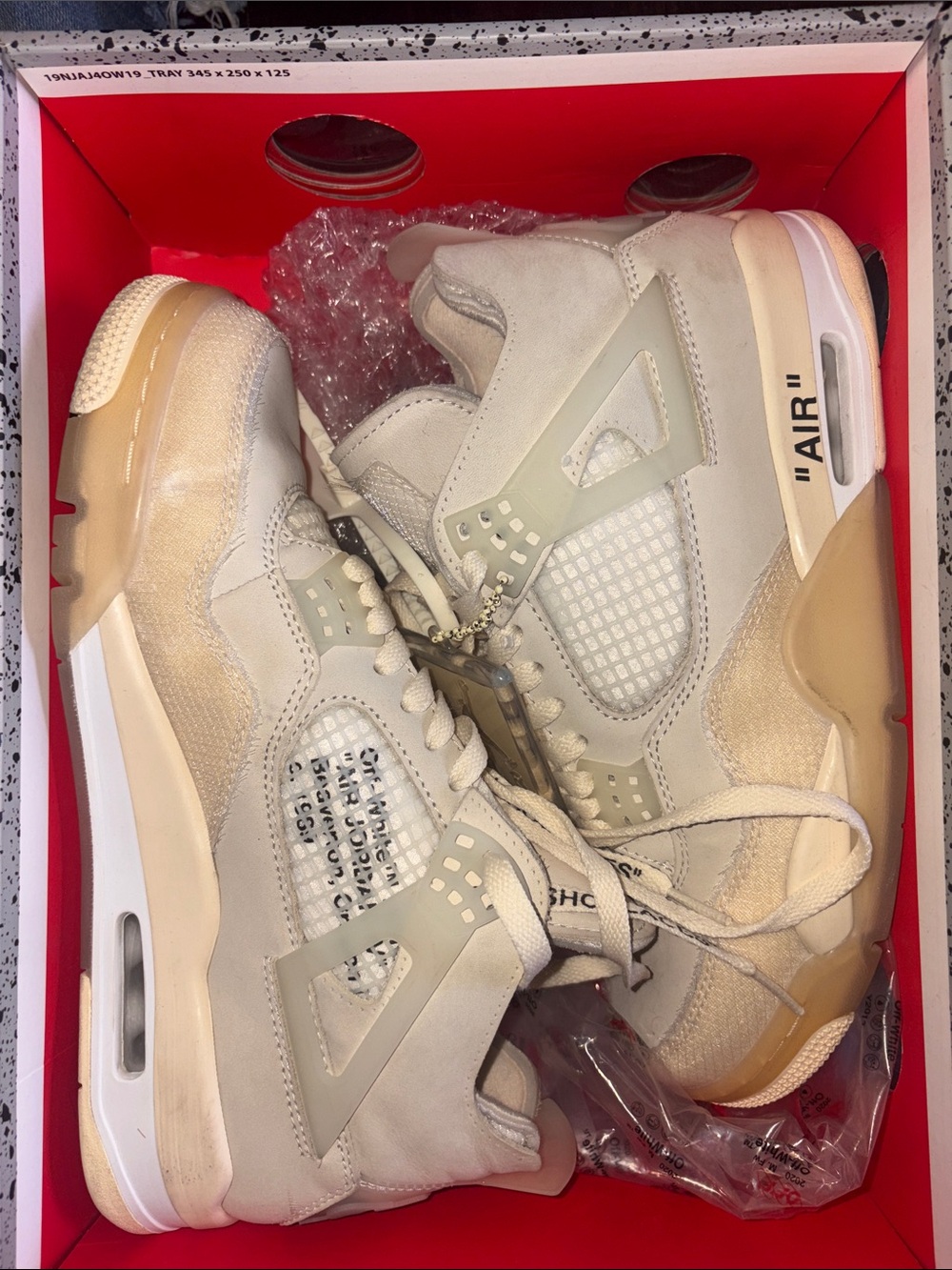 Off-White Women's Sneakers in Sail/Cream/Tan